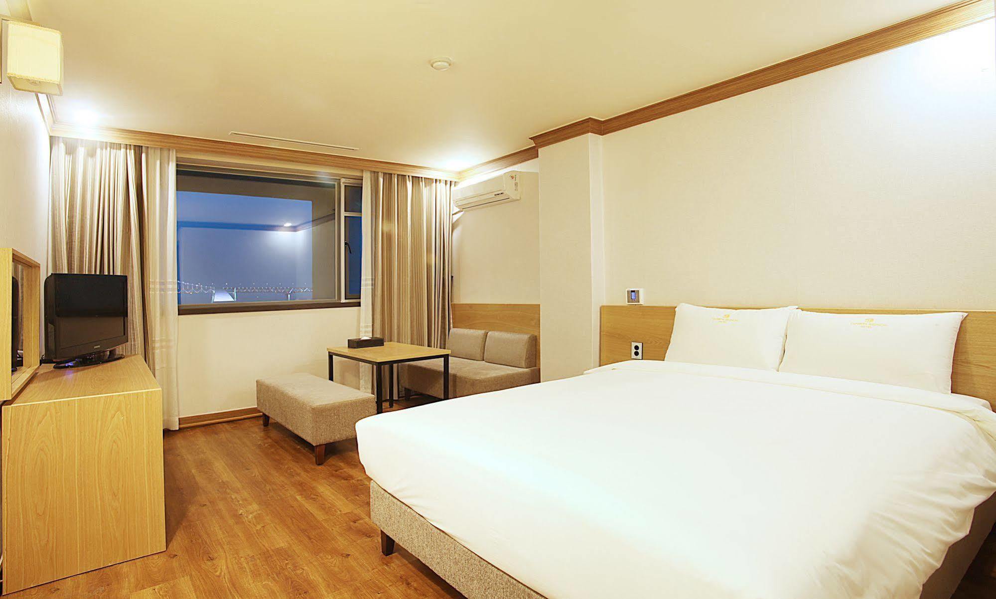 Dawn Beach Hotel Busan Ngoại thất bức ảnh